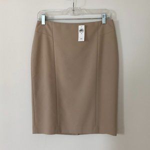 Ann Taylor Khaki Pencil Skirt – Size 4 – Color: Khaki – NWT!